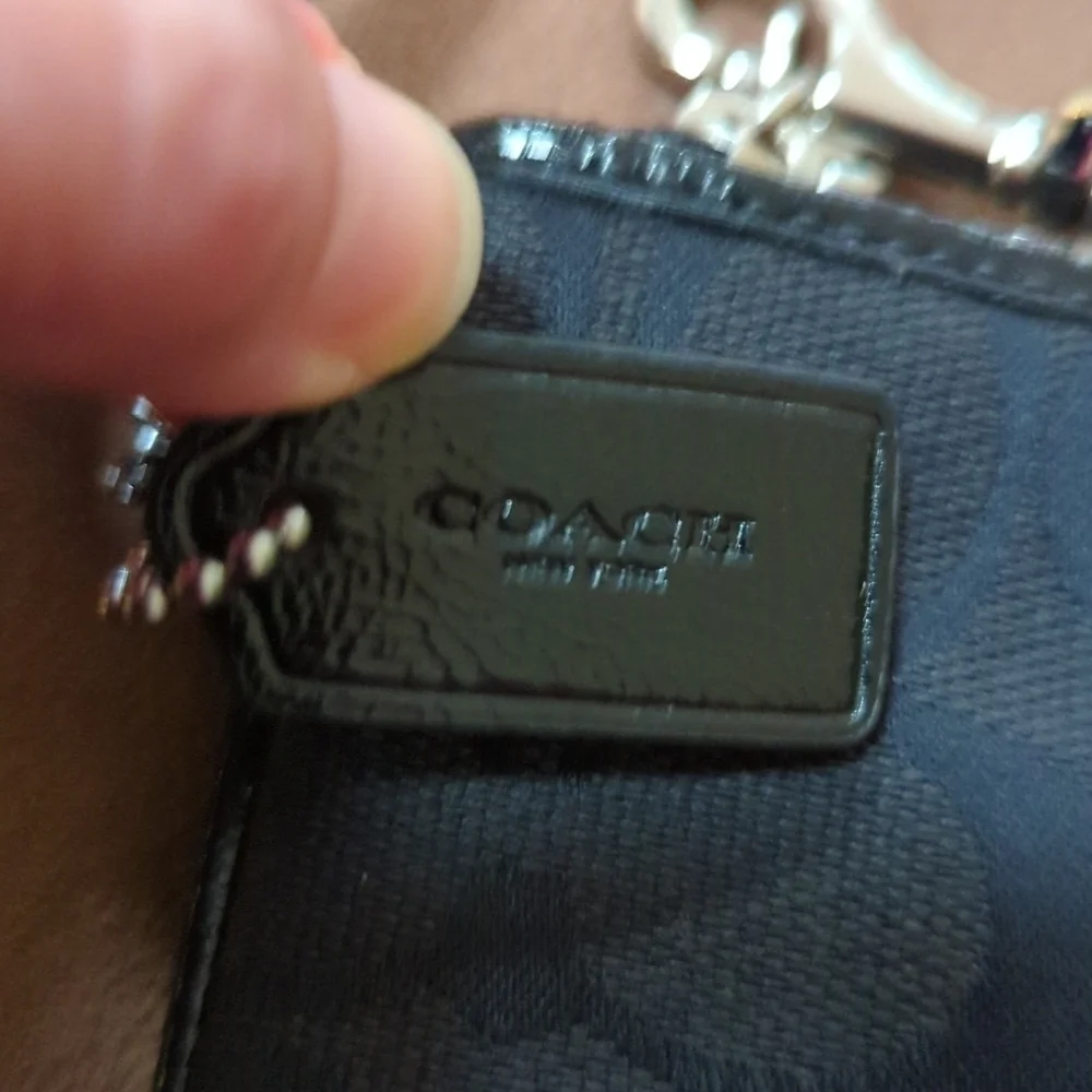 Coach Signature C Black Wristlet 6